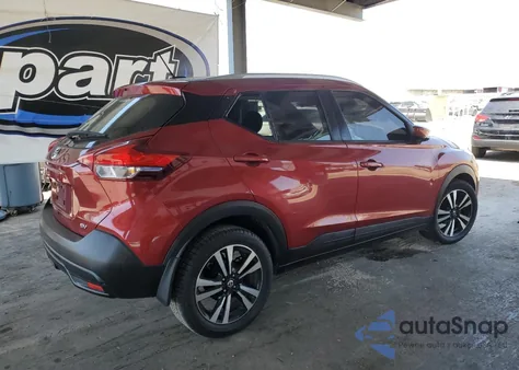 2018 Nissan Kicks S z USA, uszkodzony, nr VIN 3N1CP5CU7JL505786